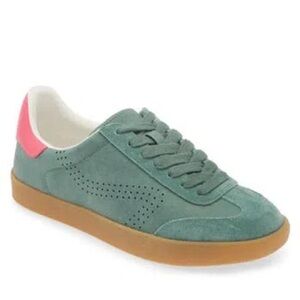 Steve Madden Sneakers